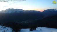 Archived image Webcam Gernkogel - View to the North 19:00