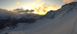 Archived image Webcam Courmayeur Panorama 05:00