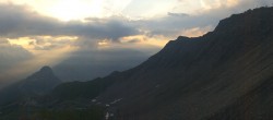 Archiv Foto Webcam ARP Aussichtsplattform Courmayeur 05:00