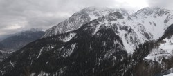 Archived image Webcam Panorama over Checrouit Courmayeur 13:00