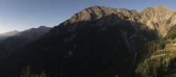 Archiv Foto Webcam Checrouit Panoramablick, Courmayeur 05:00