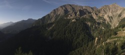 Archiv Foto Webcam Checrouit Panoramablick, Courmayeur 06:00
