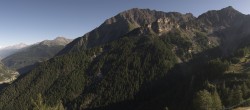 Archiv Foto Webcam Checrouit Panoramablick, Courmayeur 17:00