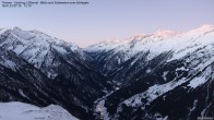 Archiv Foto Webcam Tristner/ Zillertal - Blick zum Grinberg 06:00