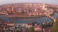 Archived image Webcam Castel San Pietro - View of Verona 13:00