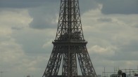Archiv Foto Webcam Panorama Paris: Blick auf den Eiffelturm 15:00