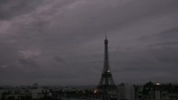 Archiv Foto Webcam Panorama Paris: Blick auf den Eiffelturm 05:00