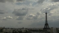 Archiv Foto Webcam Panorama Paris: Blick auf den Eiffelturm 15:00