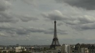 Archiv Foto Webcam Panorama Paris: Blick auf den Eiffelturm 18:00