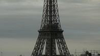 Archiv Foto Webcam Panorama Paris: Blick auf den Eiffelturm 07:00