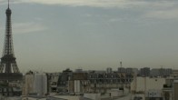 Archiv Foto Webcam Panorama Paris: Blick auf den Eiffelturm 11:00