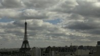 Archiv Foto Webcam Panorama Paris: Blick auf den Eiffelturm 17:00