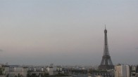 Archiv Foto Webcam Panorama Paris: Blick auf den Eiffelturm 05:00