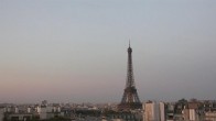 Archiv Foto Webcam Panorama Paris: Blick auf den Eiffelturm 05:00