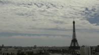 Archiv Foto Webcam Panorama Paris: Blick auf den Eiffelturm 13:00
