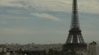 Archiv Foto Webcam Panorama Paris: Blick auf den Eiffelturm 15:00