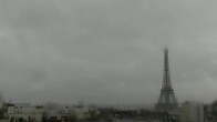 Archiv Foto Webcam Panorama Paris: Blick auf den Eiffelturm 15:00