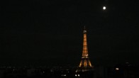 Archiv Foto Webcam Panorama Paris: Blick auf den Eiffelturm 23:00
