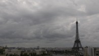Archiv Foto Webcam Panorama Paris: Blick auf den Eiffelturm 12:00