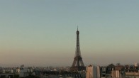 Archiv Foto Webcam Panorama Paris: Blick auf den Eiffelturm 06:00