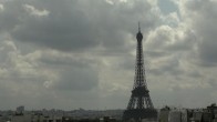 Archiv Foto Webcam Panorama Paris: Blick auf den Eiffelturm 13:00