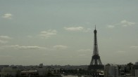 Archiv Foto Webcam Panorama Paris: Blick auf den Eiffelturm 13:00