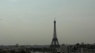 Archiv Foto Webcam Panorama Paris: Blick auf den Eiffelturm 13:00