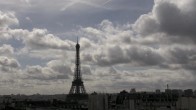 Archiv Foto Webcam Panorama Paris: Blick auf den Eiffelturm 13:00