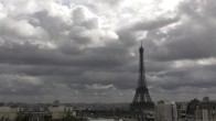 Archiv Foto Webcam Panorama Paris: Blick auf den Eiffelturm 15:00