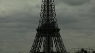 Archiv Foto Webcam Panorama Paris: Blick auf den Eiffelturm 17:00