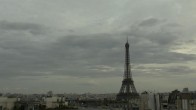 Archiv Foto Webcam Panorama Paris: Blick auf den Eiffelturm 19:00