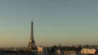 Archiv Foto Webcam Panorama Paris: Blick auf den Eiffelturm 08:00