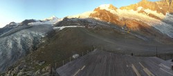 Archiv Foto Webcam Saas Fee - Gletscher 05:00