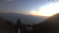 Archived image Webcam Cimetta: Mountain Hut Colmanicchio 16:00