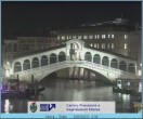 Archived image Webcam Rialto Bridge in Venice 19:00