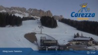 Archived image Webcam Welschnofen: View chair Lift King Laurin 00:00