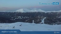 Archiv Foto Webcam Turracher Höhe: Blick Richtung Tal 02:00