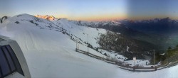 Archiv Foto Webcam Thyon: Bergstation Etherolla Gondel 05:00