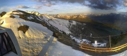 Archiv Foto Webcam Thyon: Bergstation Etherolla Gondel 05:00