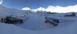 Archived image Webcam Samnaun: View from Alp Trida to Viderjoch 09:00