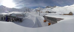 Archived image Webcam Samnaun: View from Alp Trida to Viderjoch 13:00