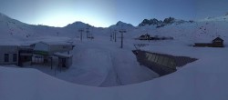 Archived image Webcam Samnaun: View from Alp Trida to Viderjoch 17:00