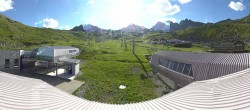 Archiv Foto Webcam Samnaun: Blick von der Alp Trida zum Viderjoch 17:00