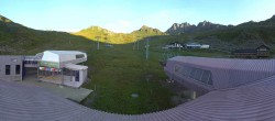 Archiv Foto Webcam Samnaun: Blick von der Alp Trida zum Viderjoch 05:00