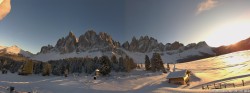 Archiv Foto Webcam Geislerspitzen - Blick von der Geisleralm 15:00