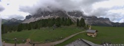 Archived image Webcam Mountain Hut Geisleralm - View to Geislerspitzen 11:00