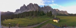 Archiv Foto Webcam Geislerspitzen - Blick von der Geisleralm 05:00