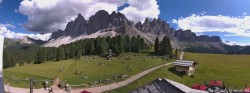 Archiv Foto Webcam Geislerspitzen - Blick von der Geisleralm 15:00