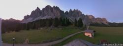 Archiv Foto Webcam Geislerspitzen - Blick von der Geisleralm 05:00