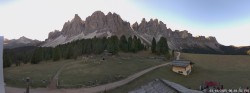 Archiv Foto Webcam Geislerspitzen - Blick von der Geisleralm 08:00